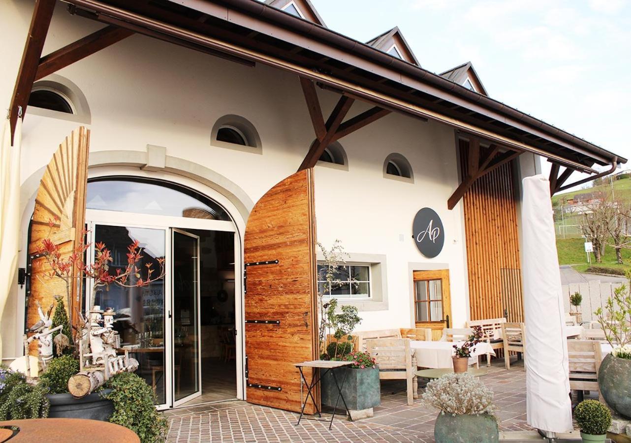 Auberge Passepartout Zeihen Exteriör bild